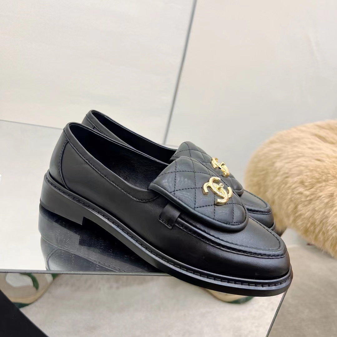 Chanel CC Classic Loafers - Sneaker Replica Workshop