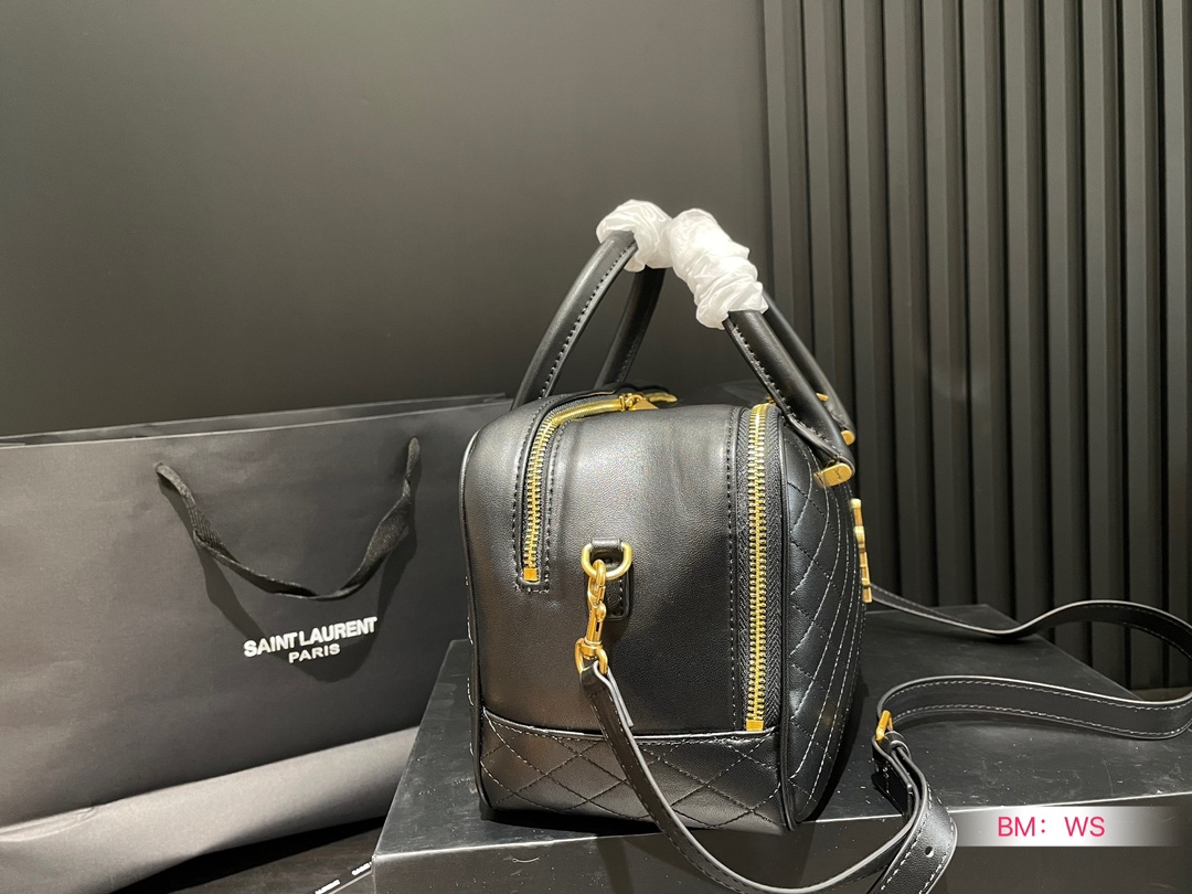 Y new arrival travel bag size: 30*17 cm - Top Club