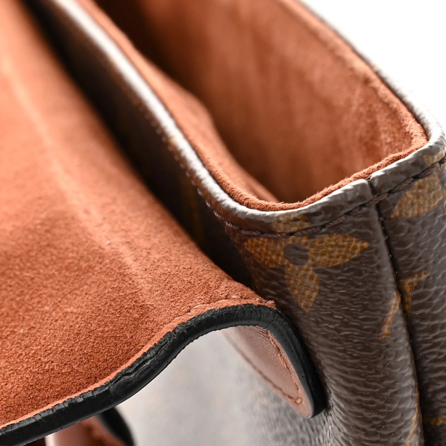 Monogram Locky BB Caramel - Top Club