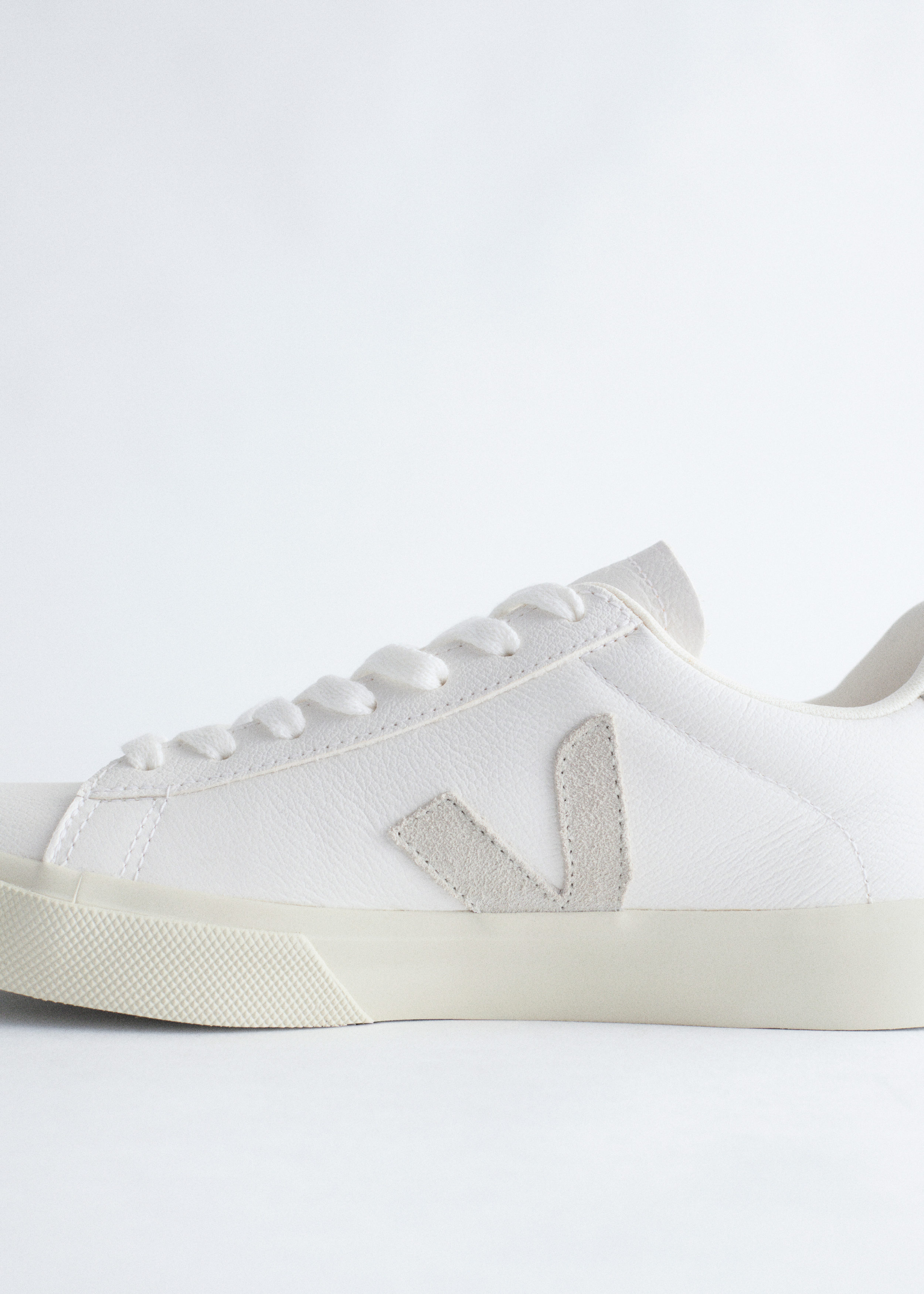 & Other Stories VEJA CAMPO LEATHER SNEAKERS