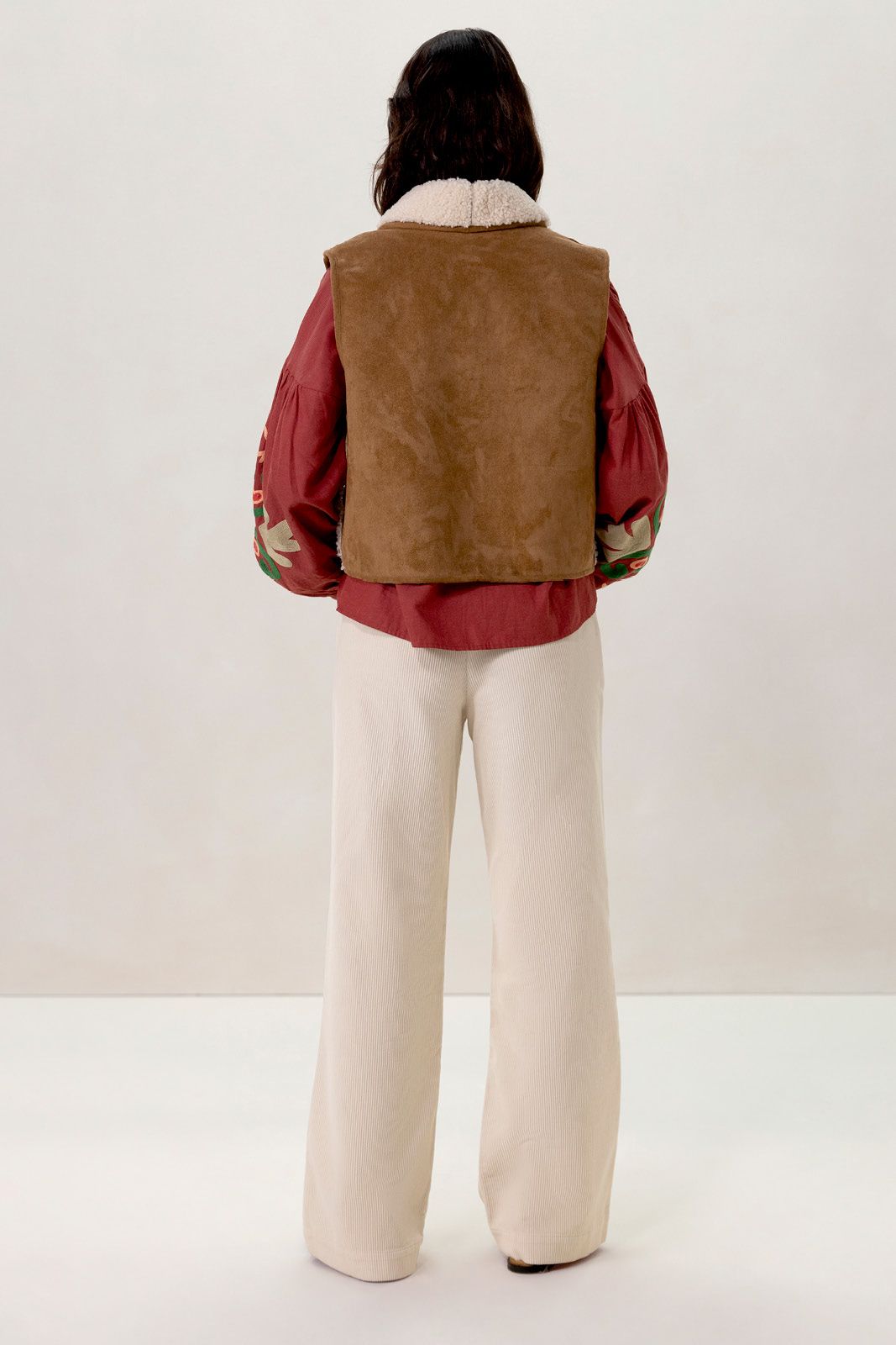 Bruin reversible teddy gilet