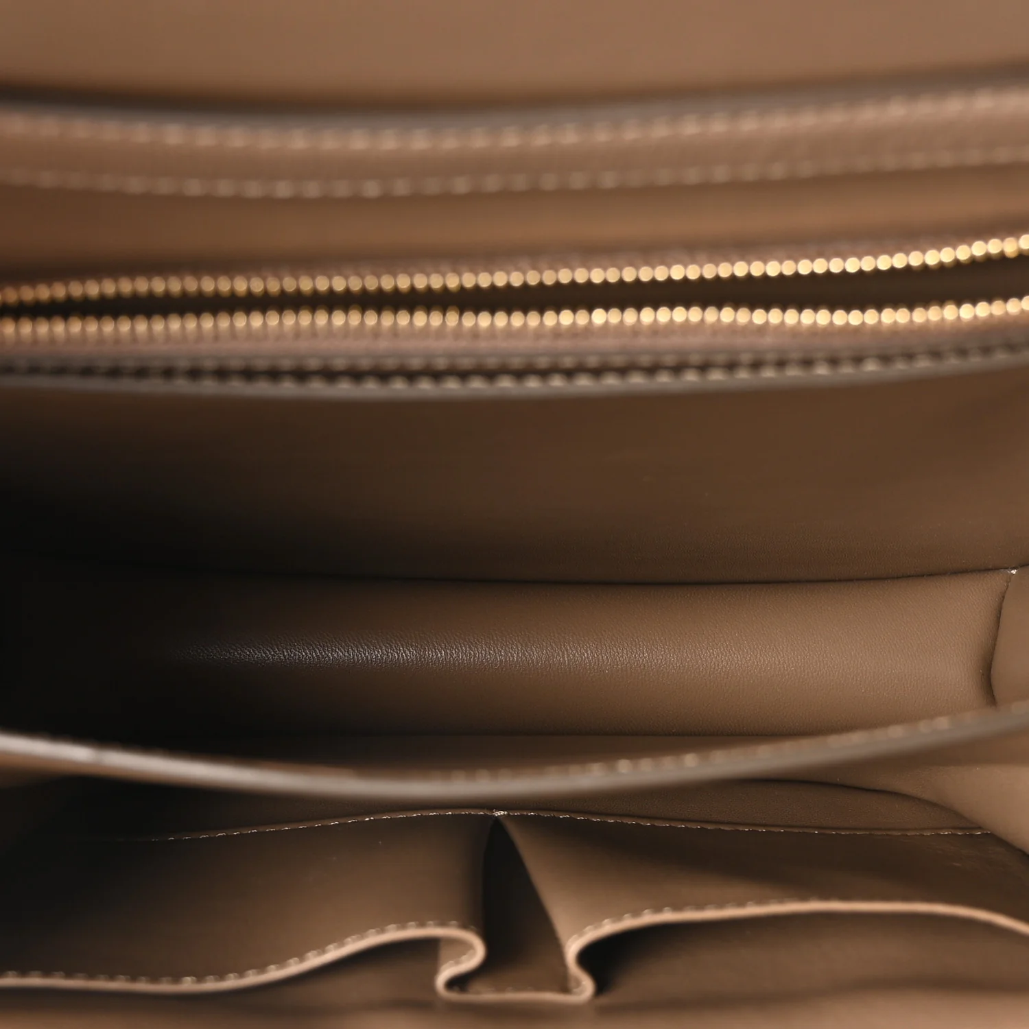Liege Calfskin Medium Classic Box Flap Bag Taupe - Top Club