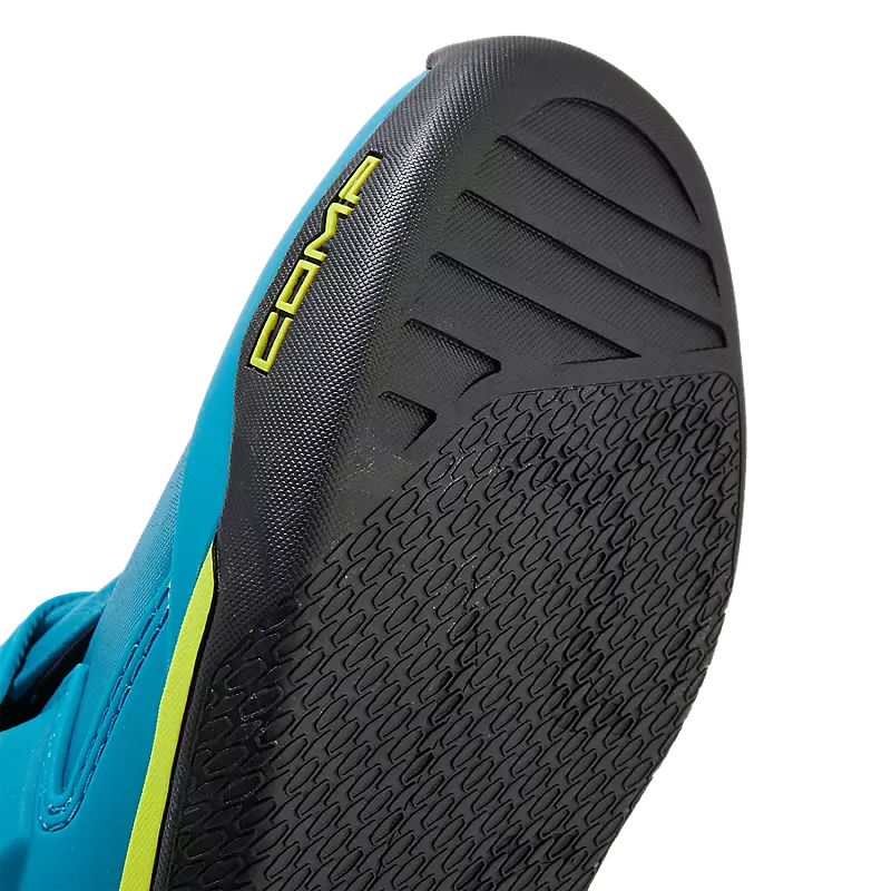 Complete boots