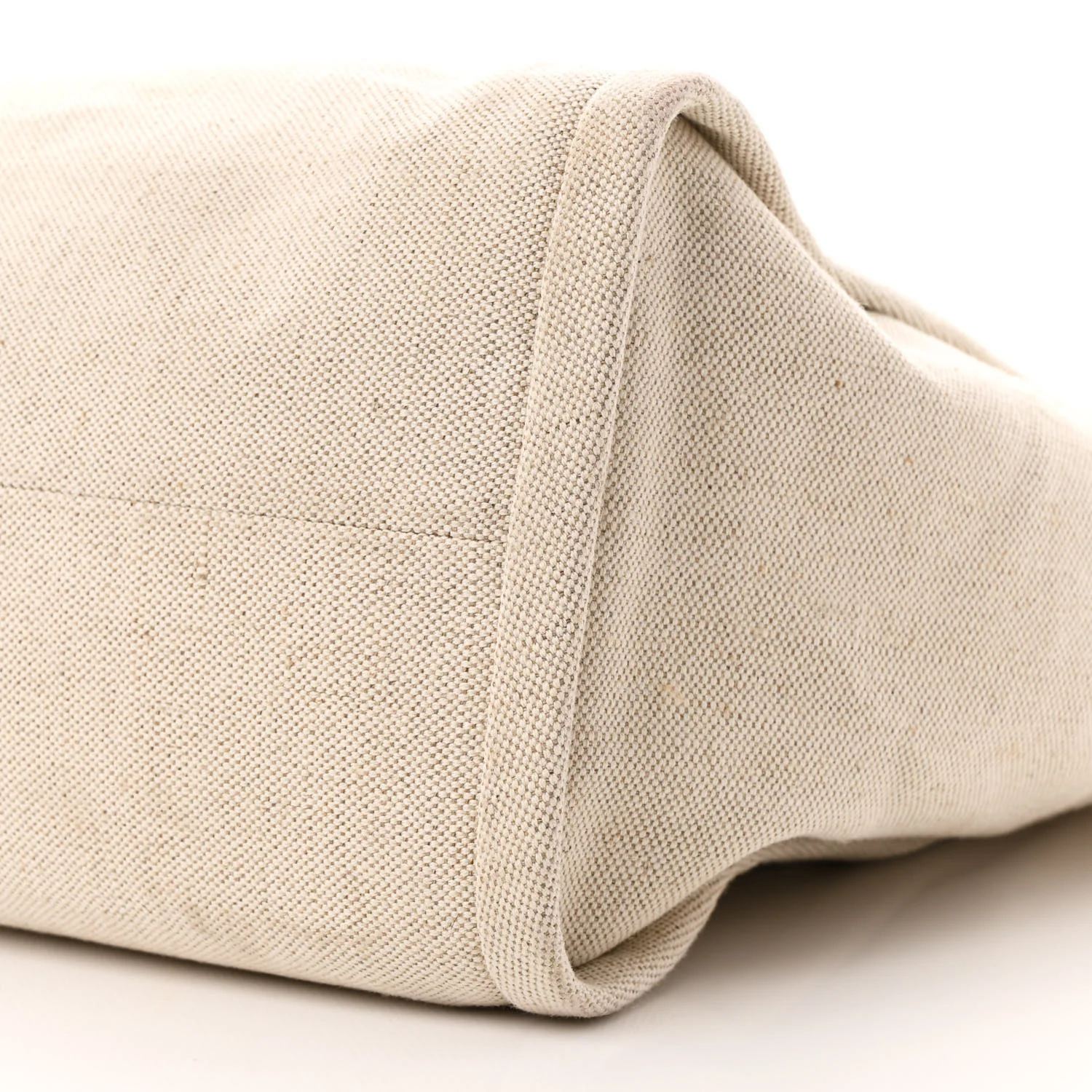 Linen Vitello Large Logo Tote Natural - Top Club