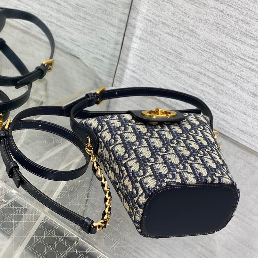 30 Montaigne Dior Amber Mini Bucket Bag - Top Club