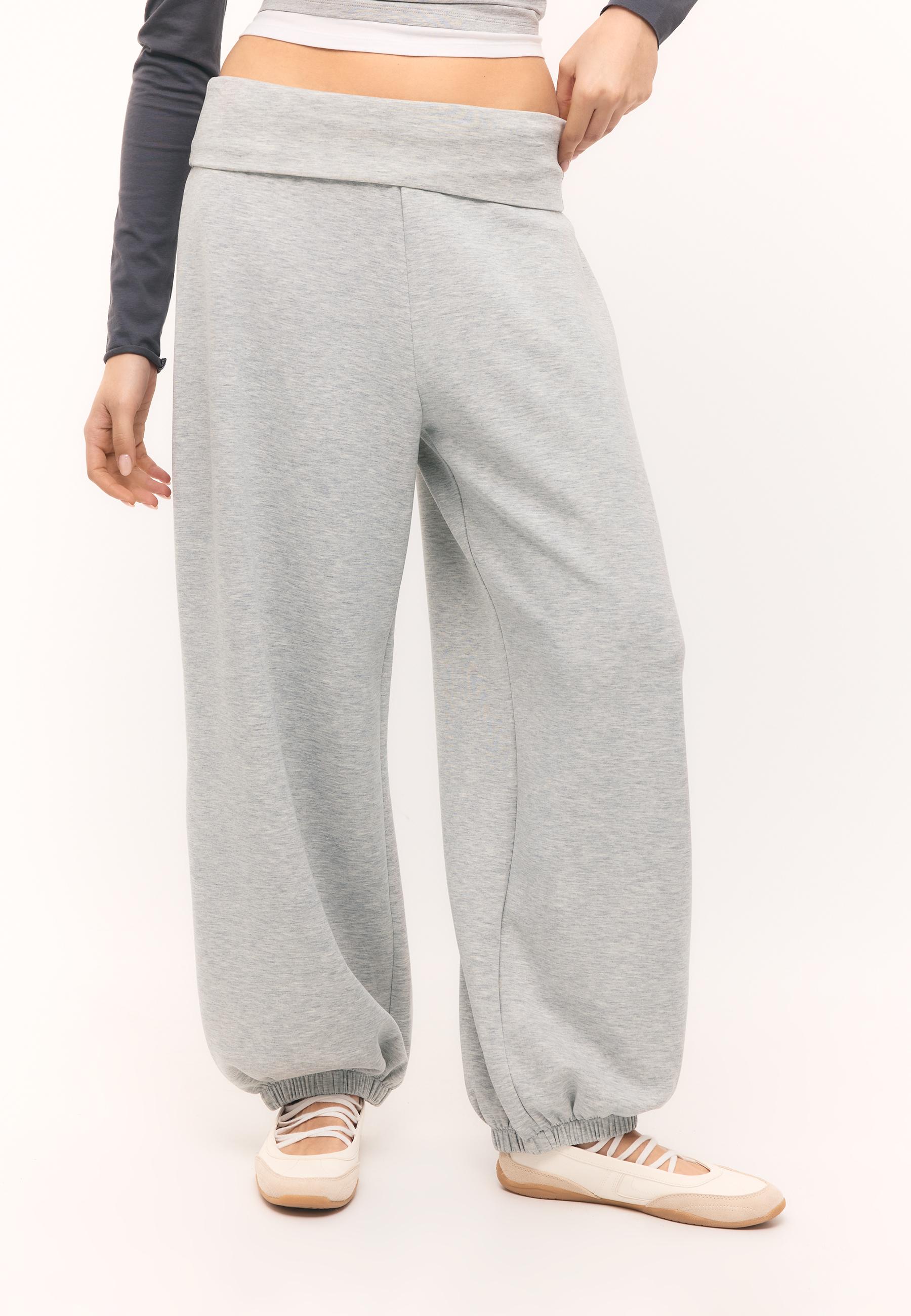 SOFT-TOUCH BALLOON JOGGER TROUSERS WITH TURN-UP WAIST