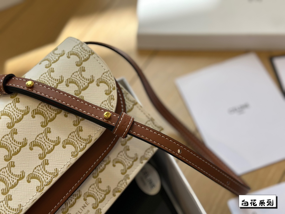 Ce new arrival bag  size: 20 cm - Top Club