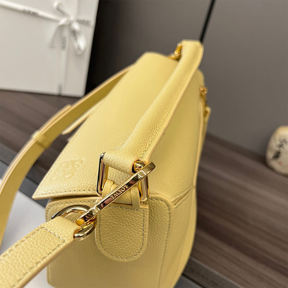 LOEWE Small Puzzle Bag - Top Club