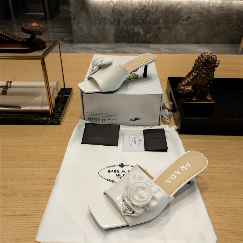 prada low heel rosette square toe sandals - Sneaker Replica Workshop