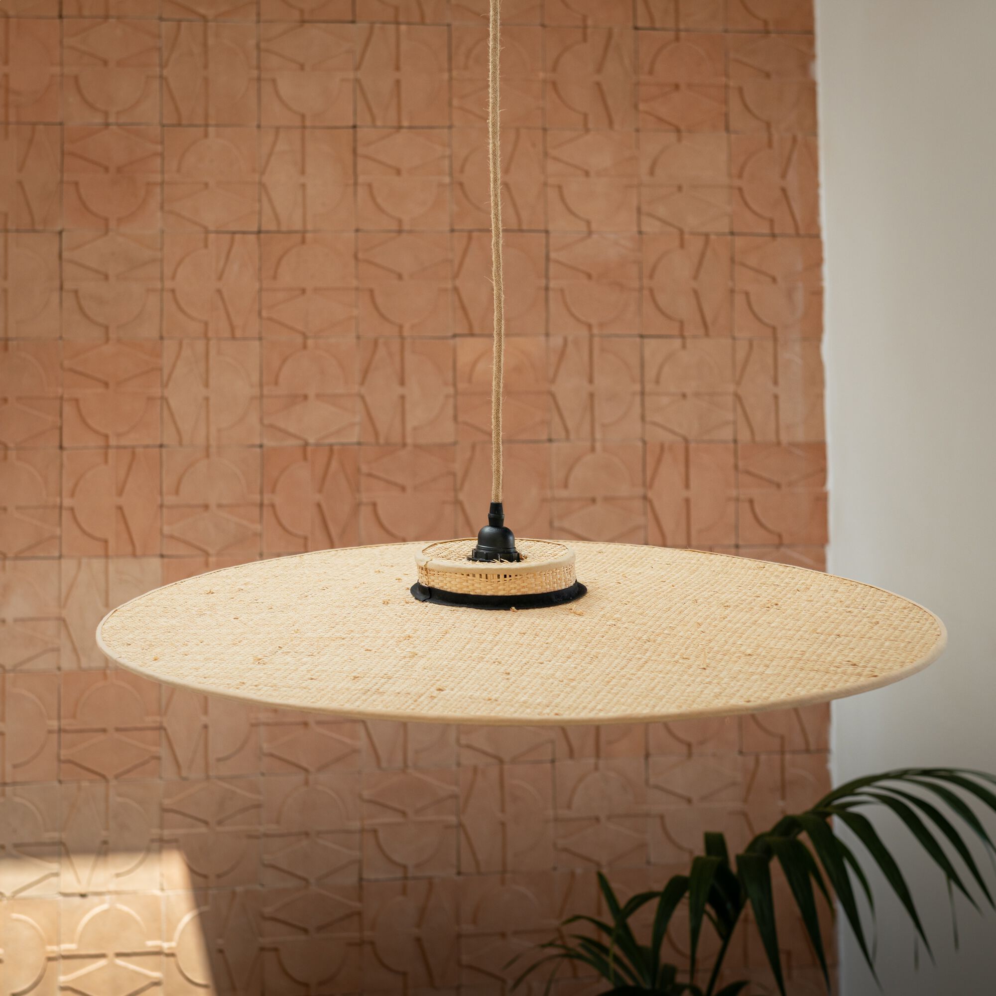 CAPEU - Suspension non électrifiée en rabane - naturel D80cm