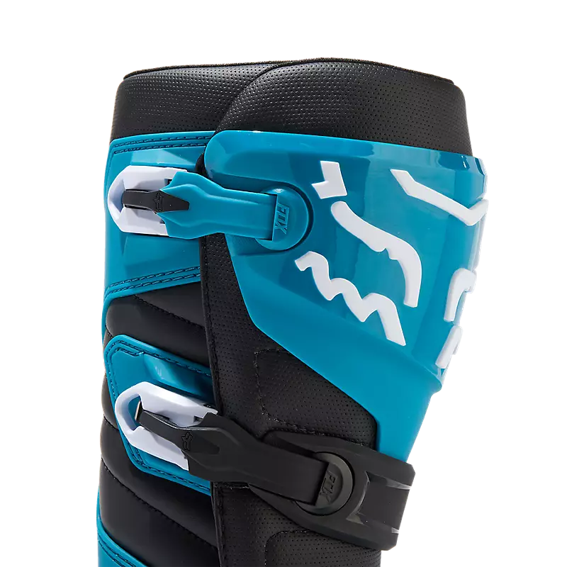 Complete boots