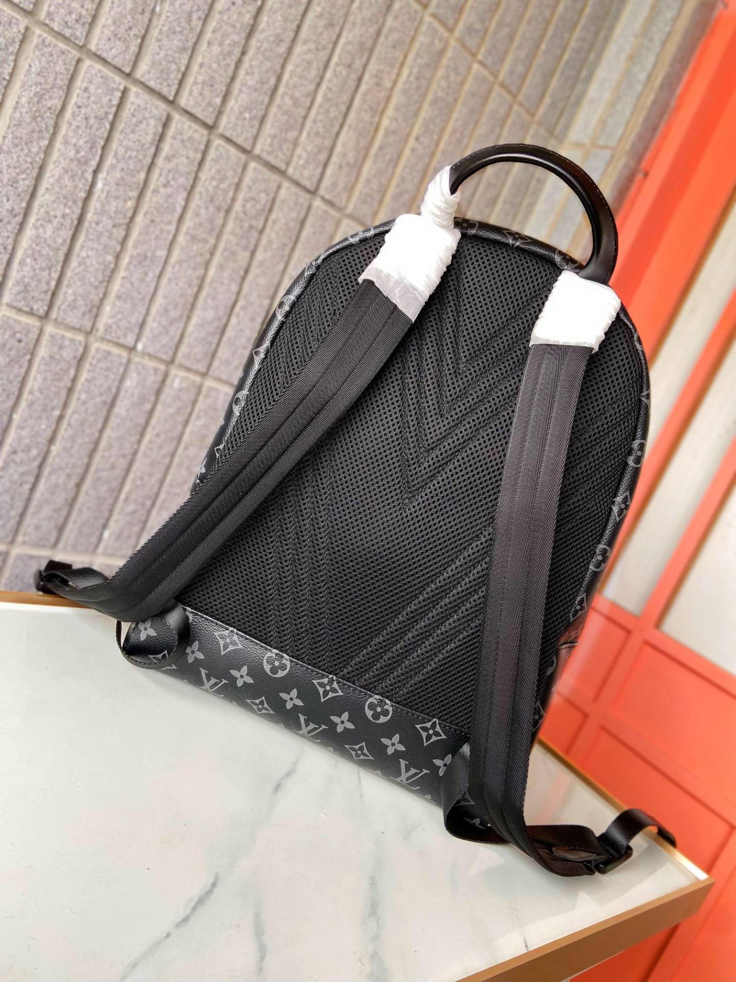 Louis new arrival ????Aerogram backpack bag size : 43 x 30 x 14 cm - Top Club