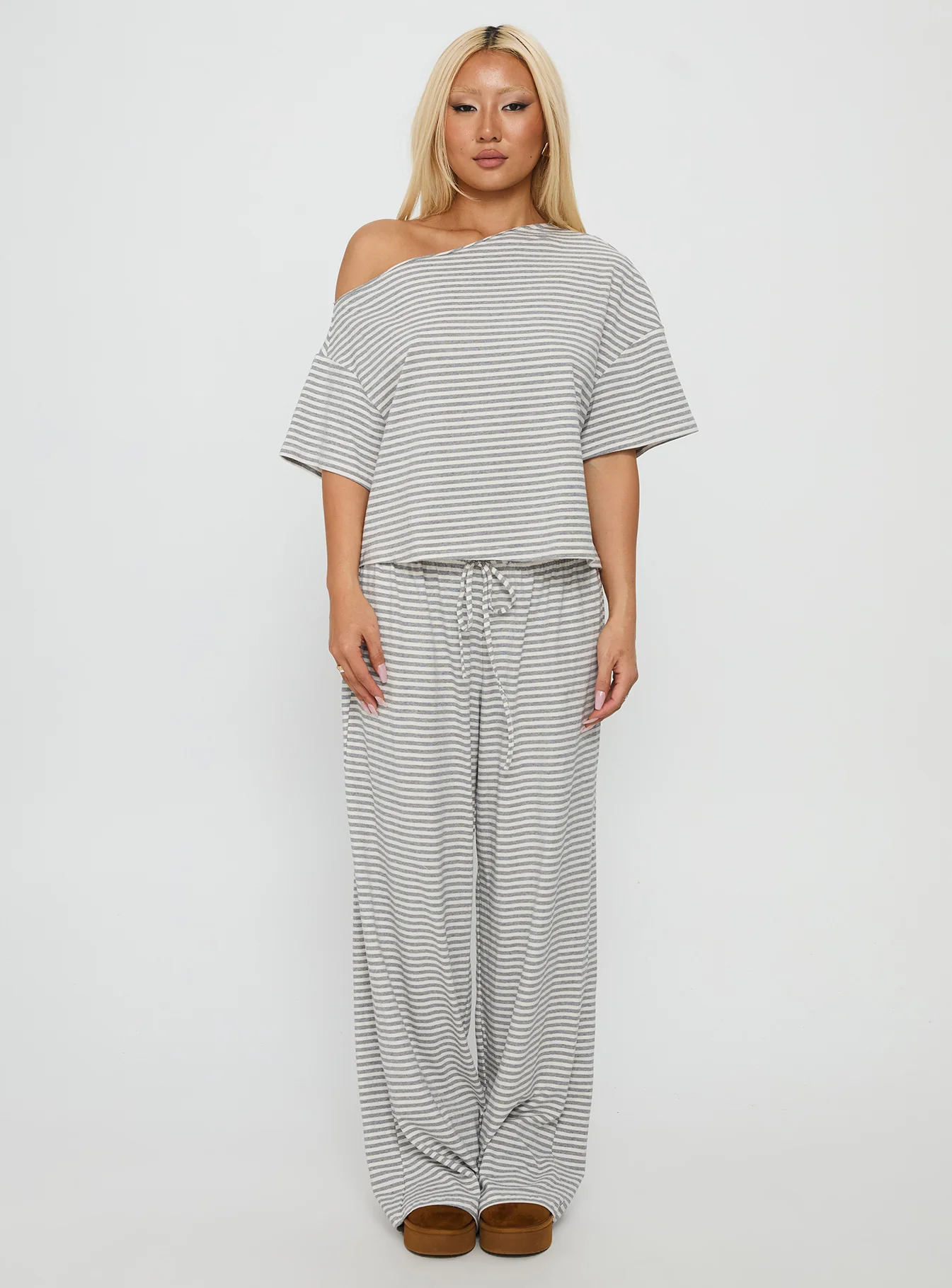 Tobie Off Shoulder Sleep Set Grey Stripe