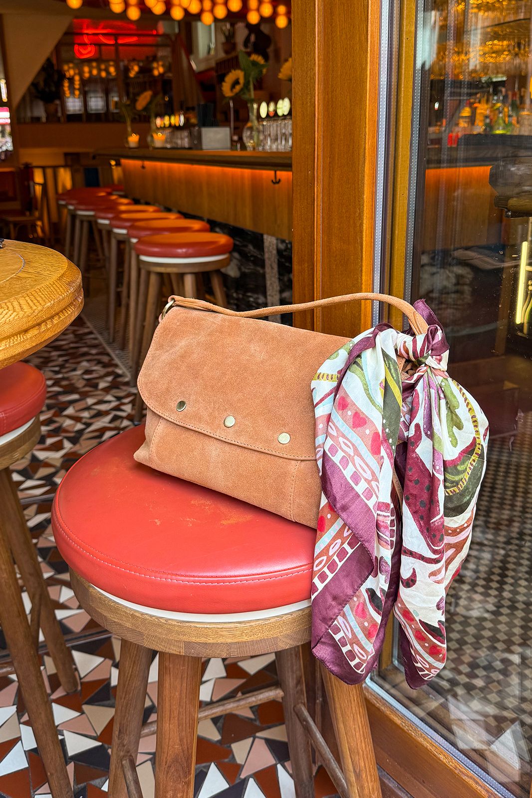 Rode sjaal met panter