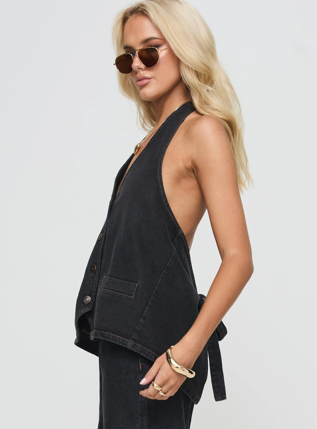 Hills Halter Washed Black