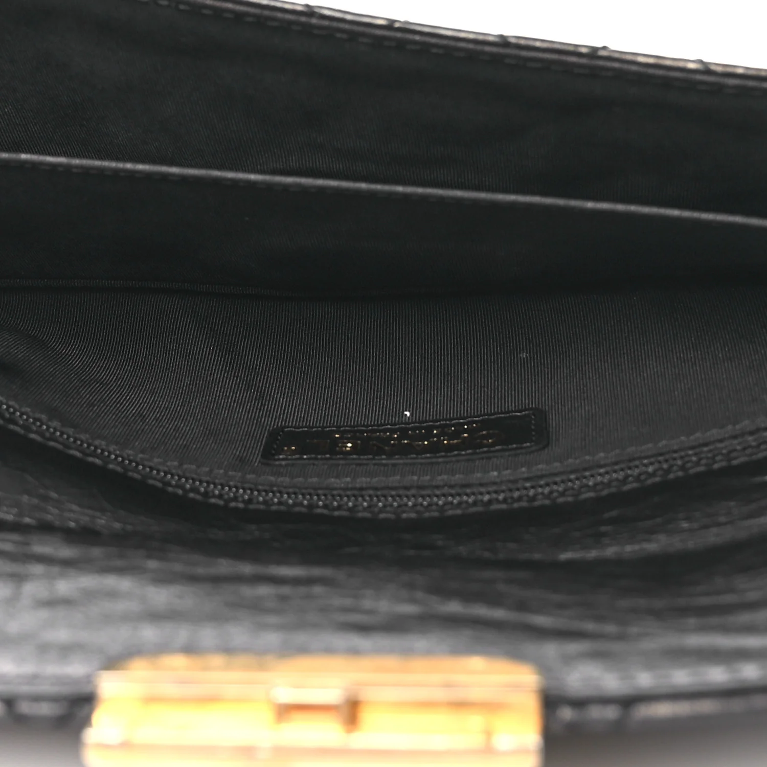 Metallic Aged Calfskin Quilted Paris Hamburg Clutch Black - Top Club