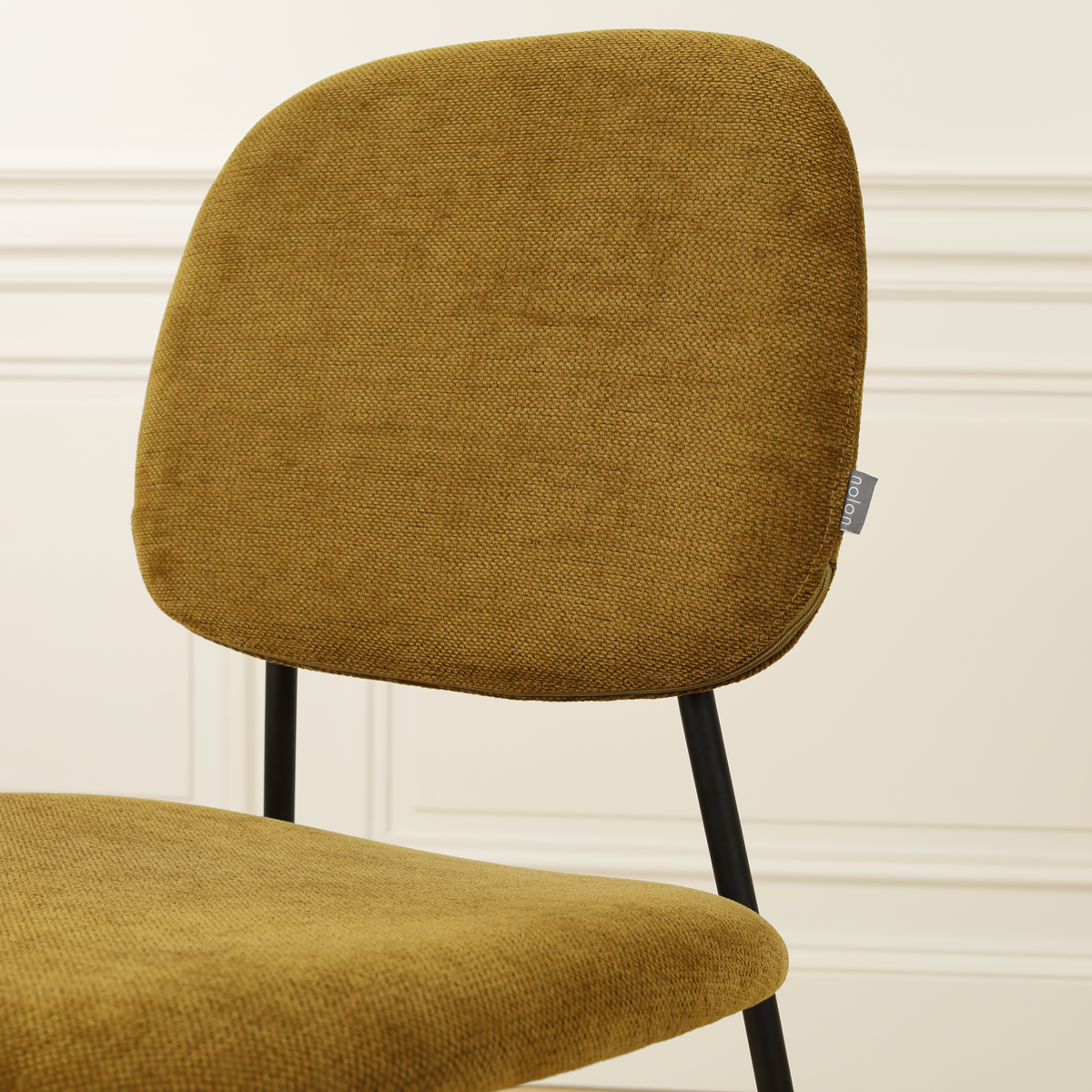 Barkruk Jasmijn warm groen - zwart onderstel H65