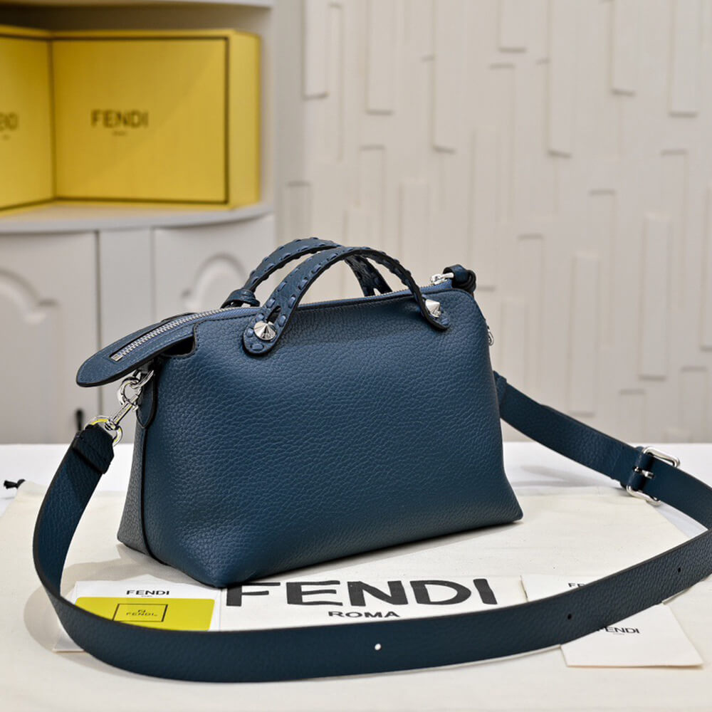 FENDI By The Way Selleria Medium - Top Club