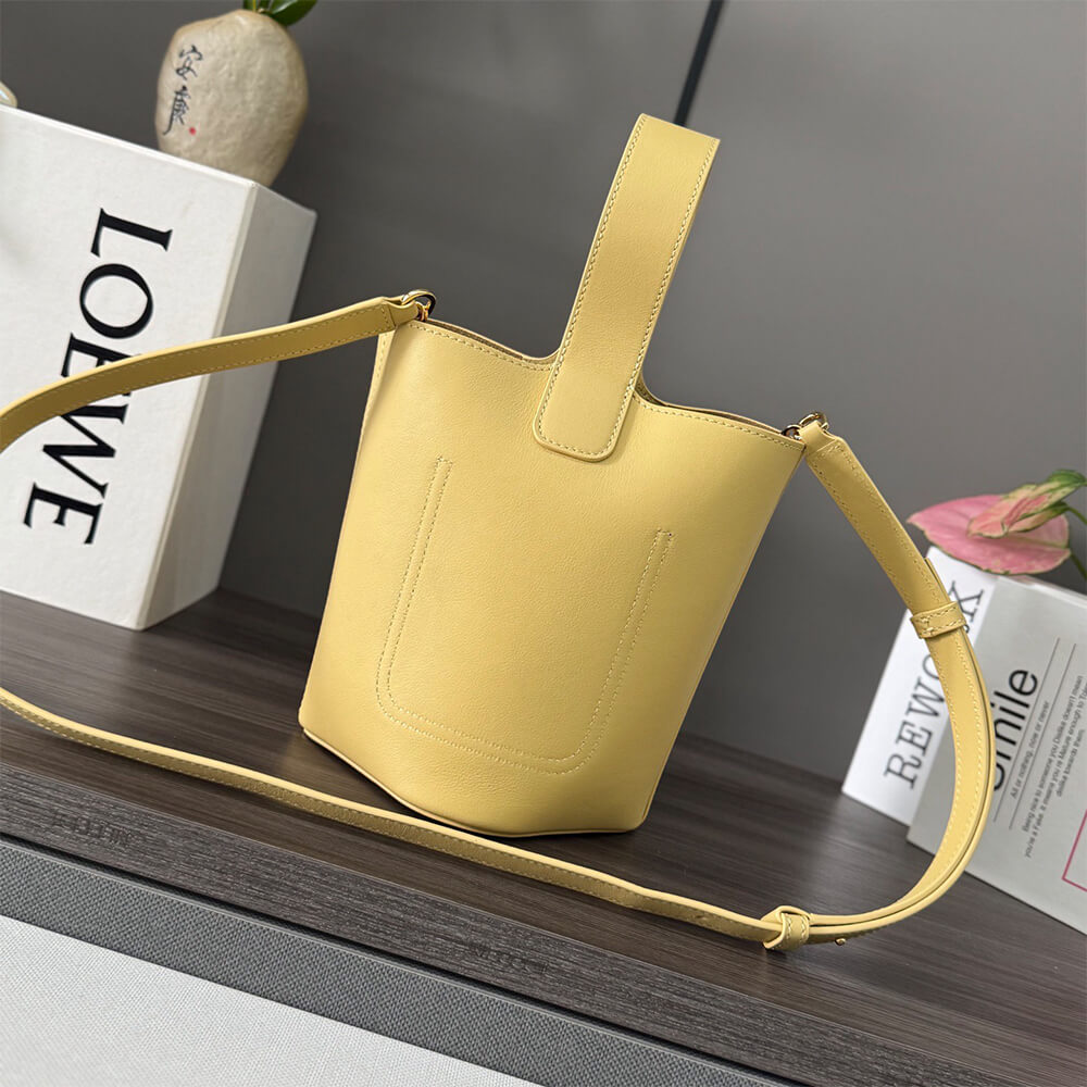 LOEWE Mini Pebble bucket in smooth calfskin(high-end grade) - Top Club
