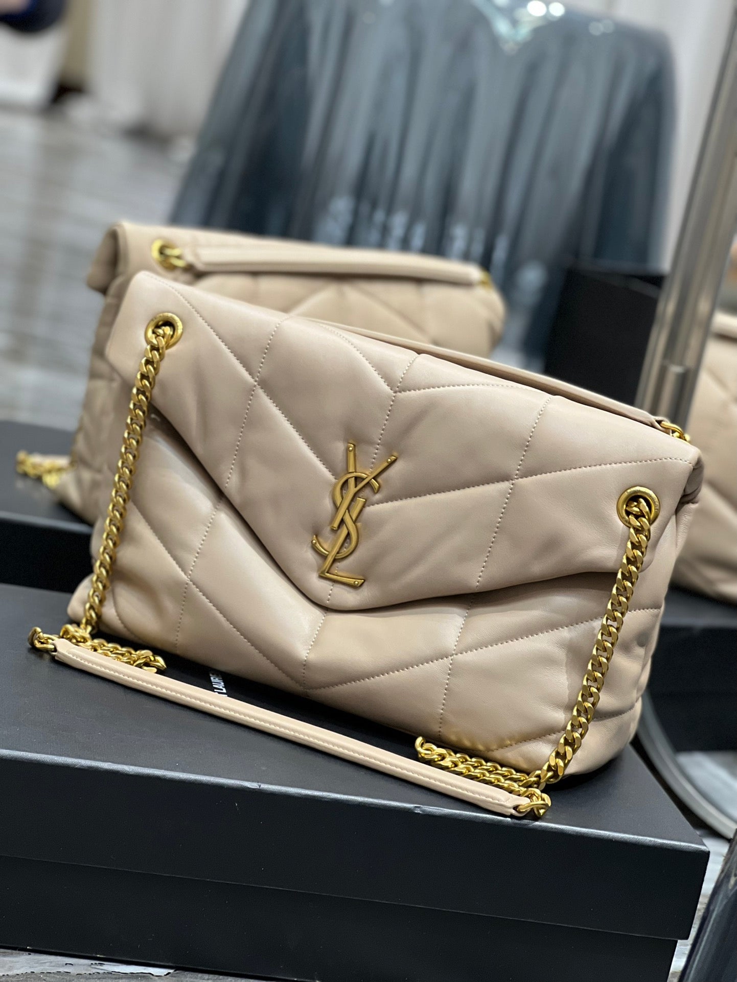 Y PUFFER MEDIUM BAG IN QUILTED LAMBSKIN - Top Club