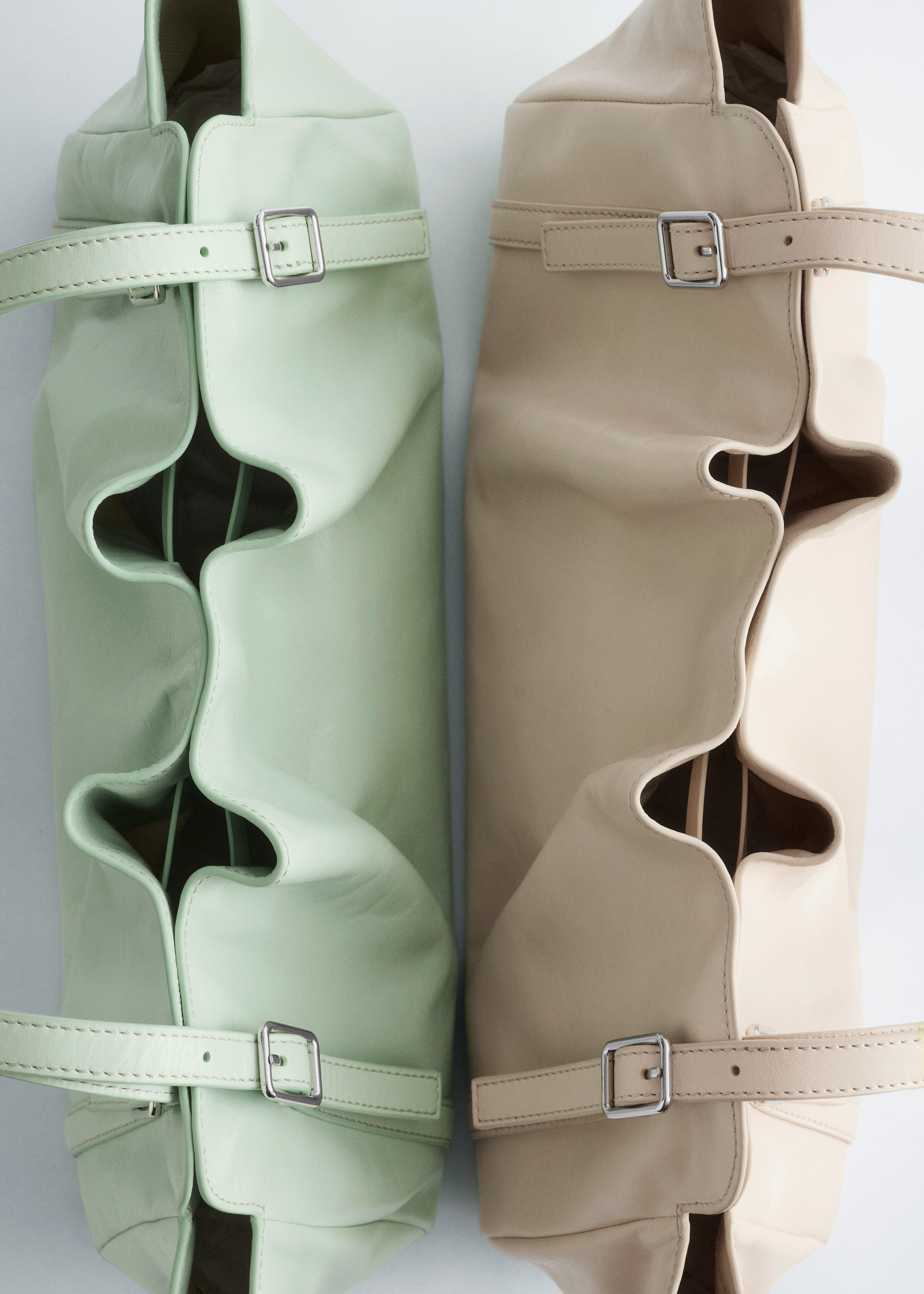 & Other Stories LOW-PROFILE LEATHER SHOULDER BAG