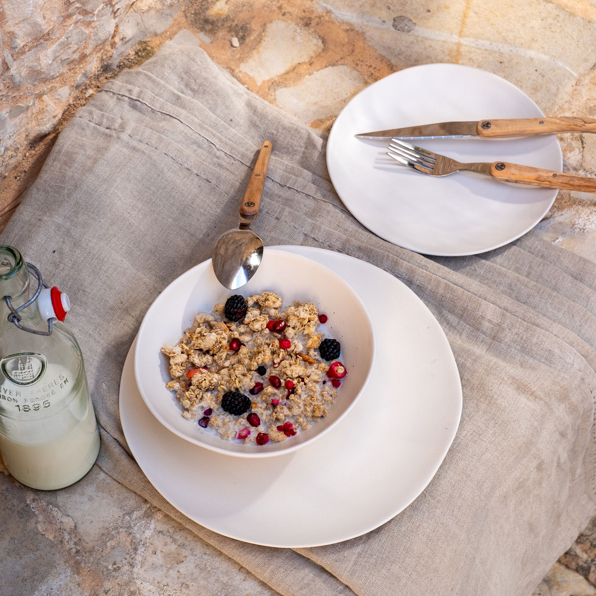 SOUSSE - Assiette à dessert en grès D21cm - blanc ventoux