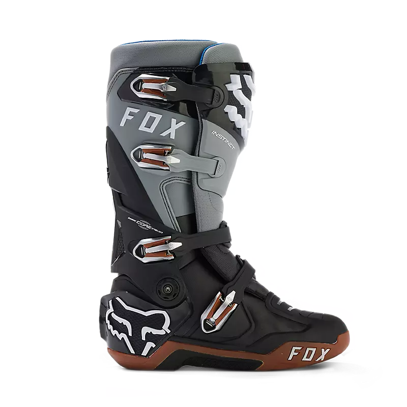 Instincts boots