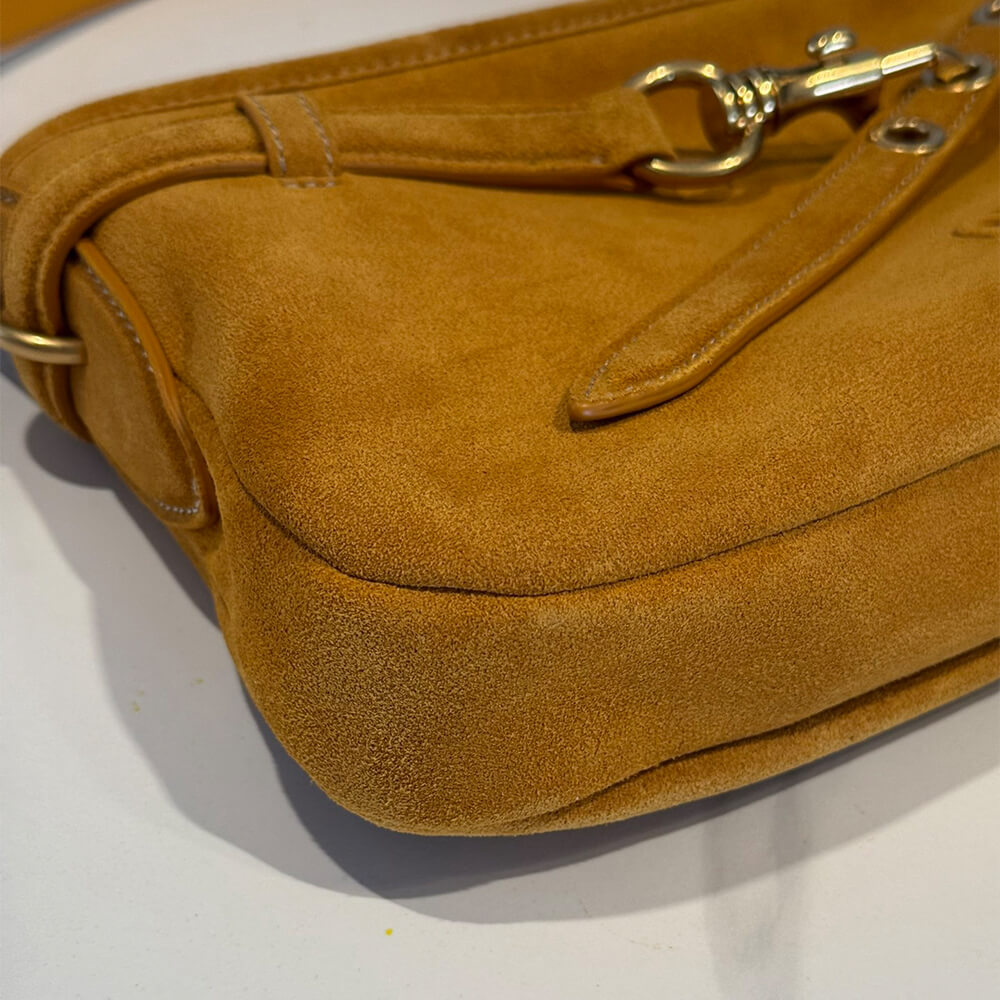 MIUMIU Regular Aventure suede bag(HIGH-END GRADE) - Top Club
