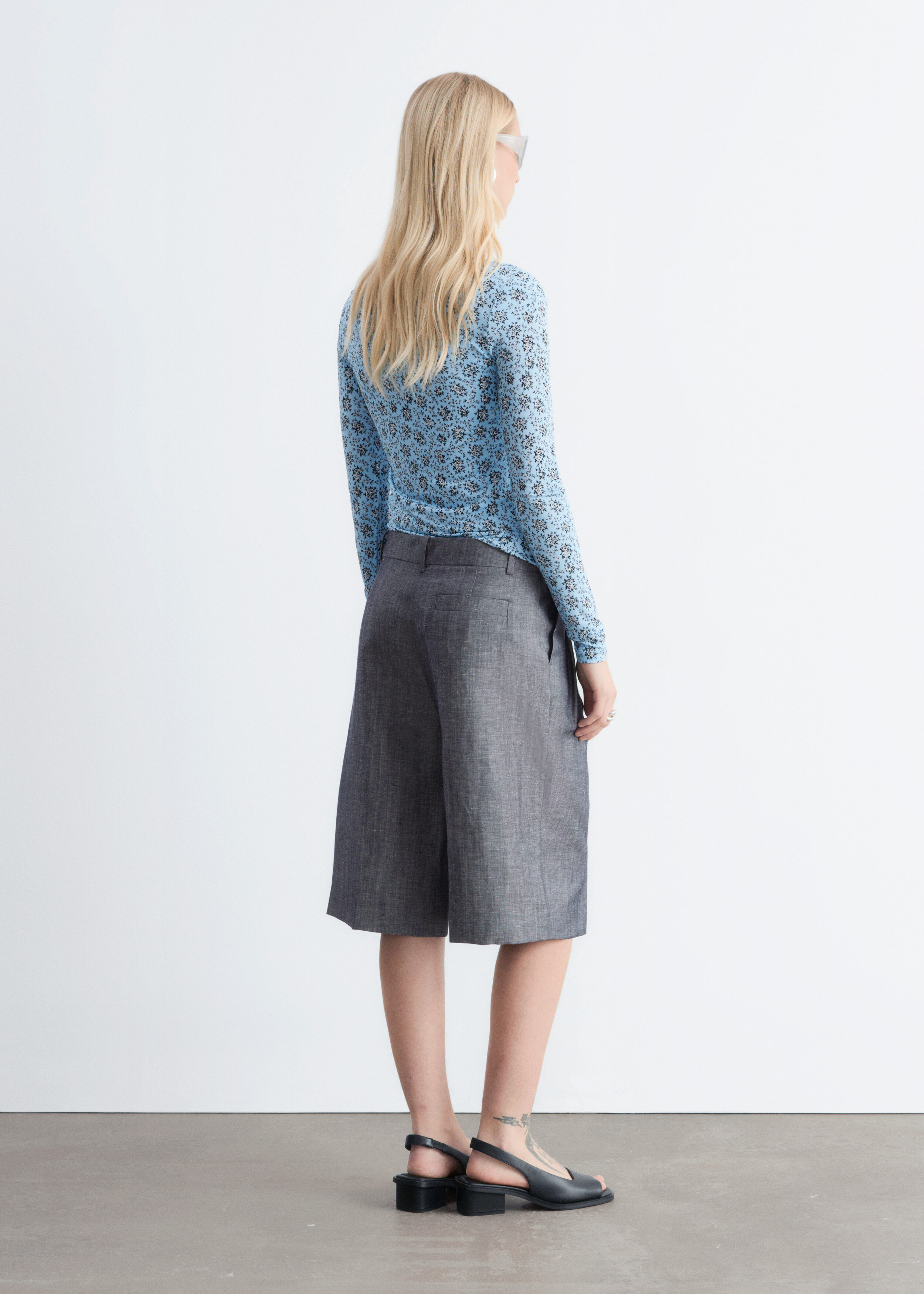 & Other Stories TAILORED BERMUDA SHORTS