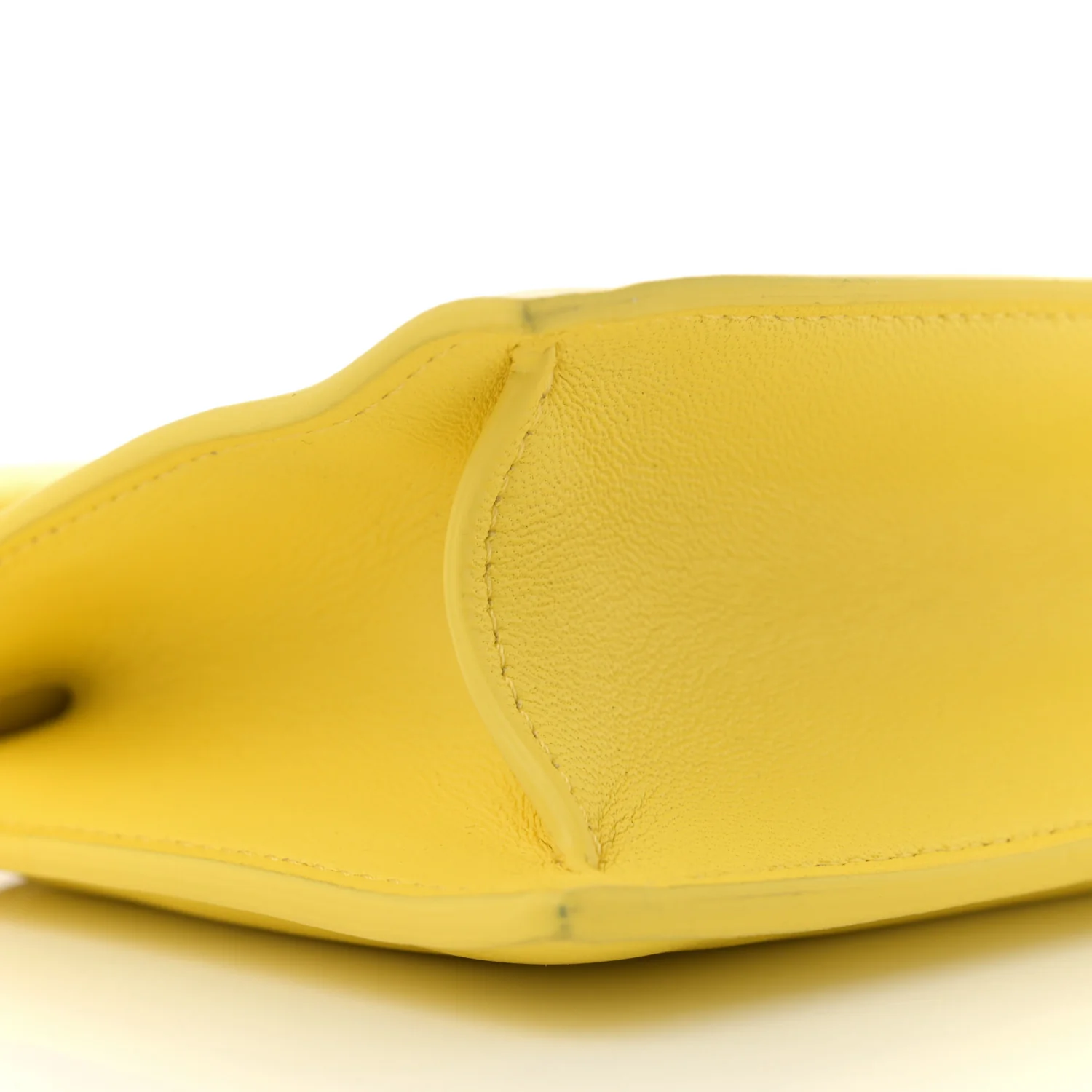 Smooth Calfskin La Petite Pochette Rond Carre Yellow - Top Club