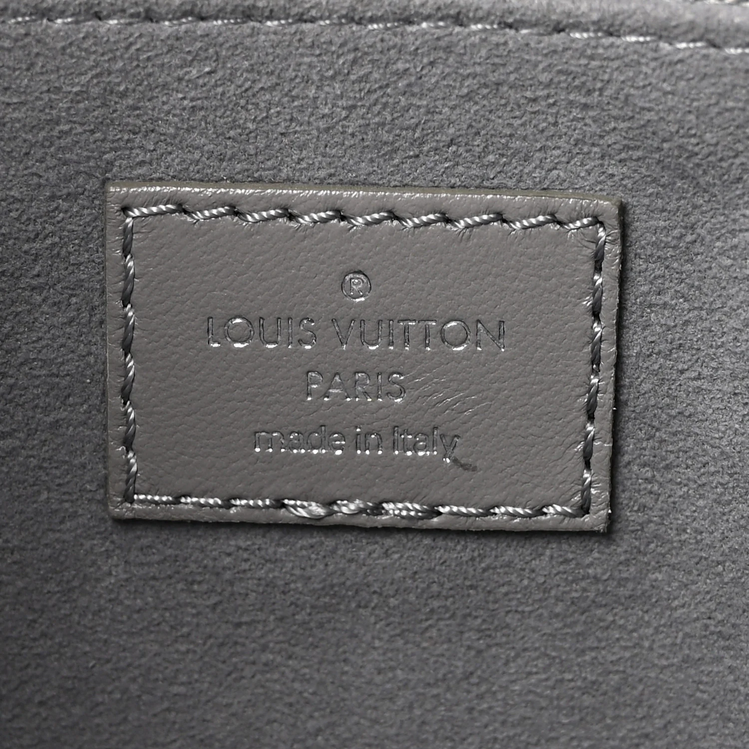 Lambskin CarryAll Cargo Vibe PM Trianon Gray - Top Club