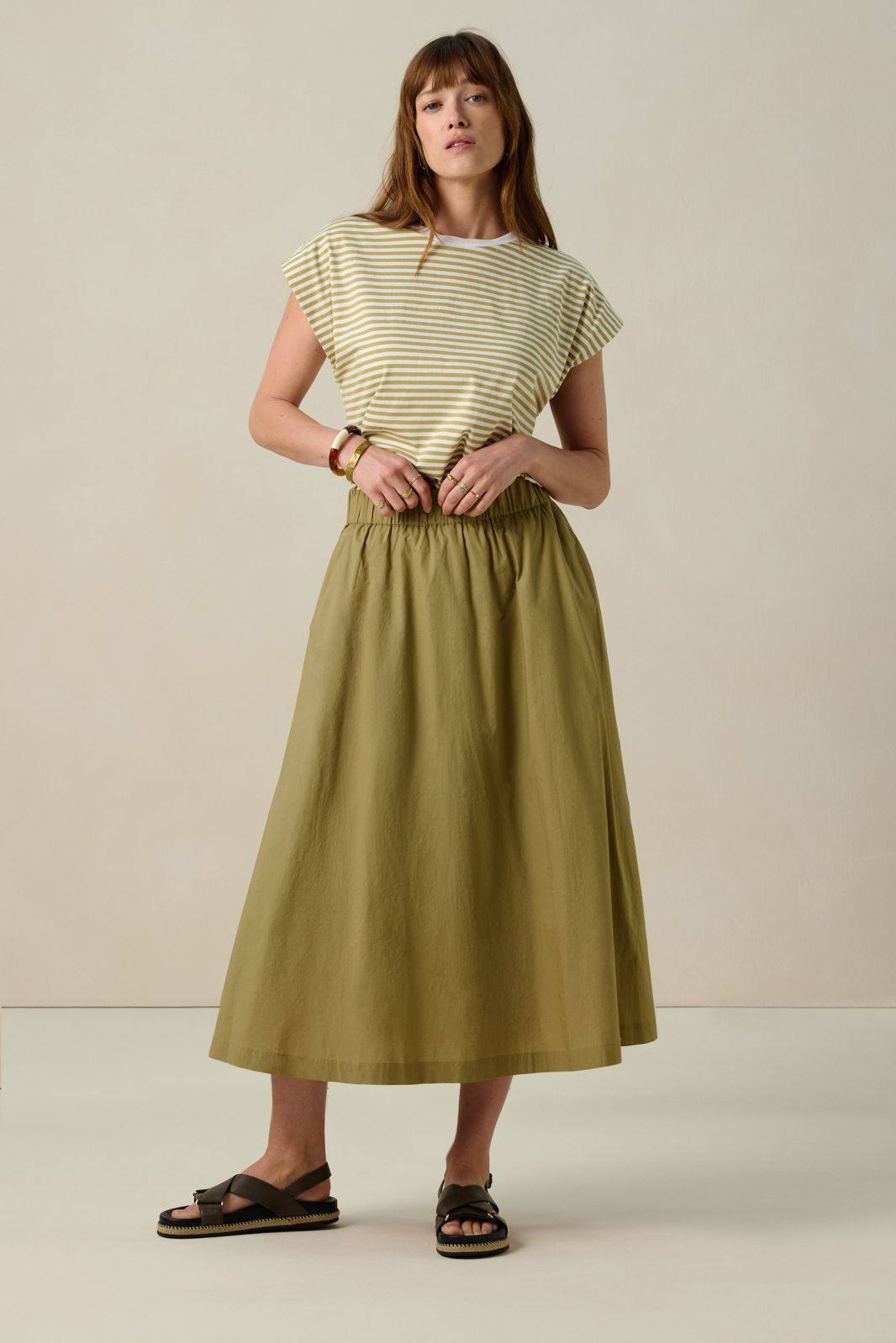 Groen mouwloos T-shirt met strepen