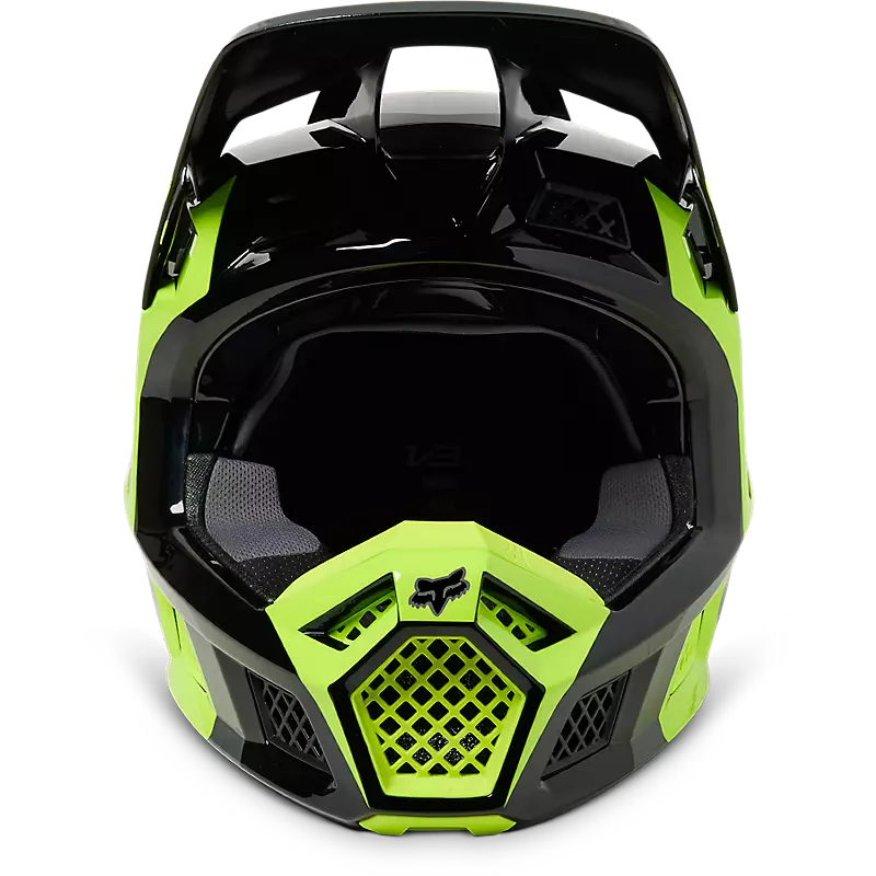 V3 RS Effect Helm (2023)