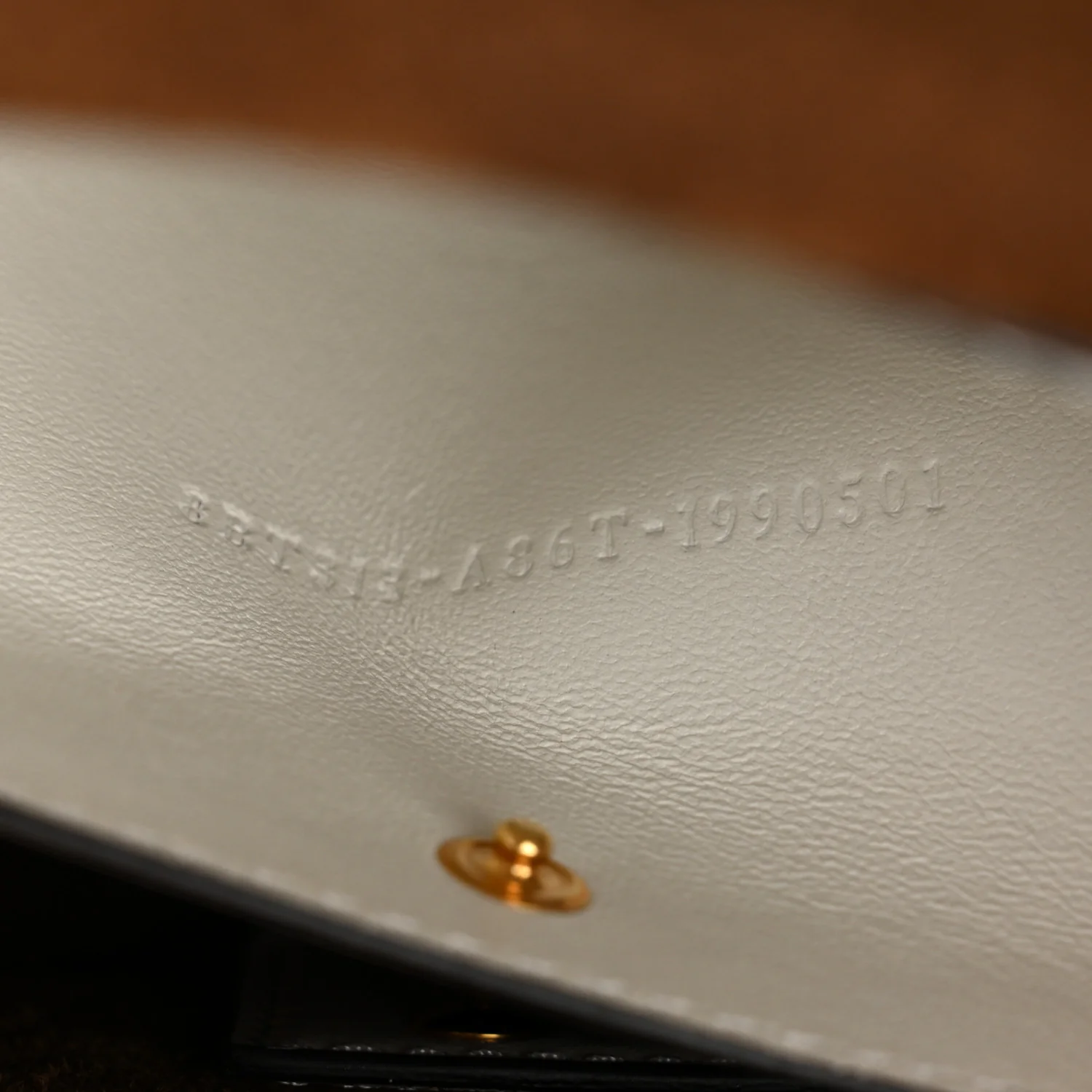 Agnello Old Shine F is Fendi Kan U Shoulder Bag White - Top Club
