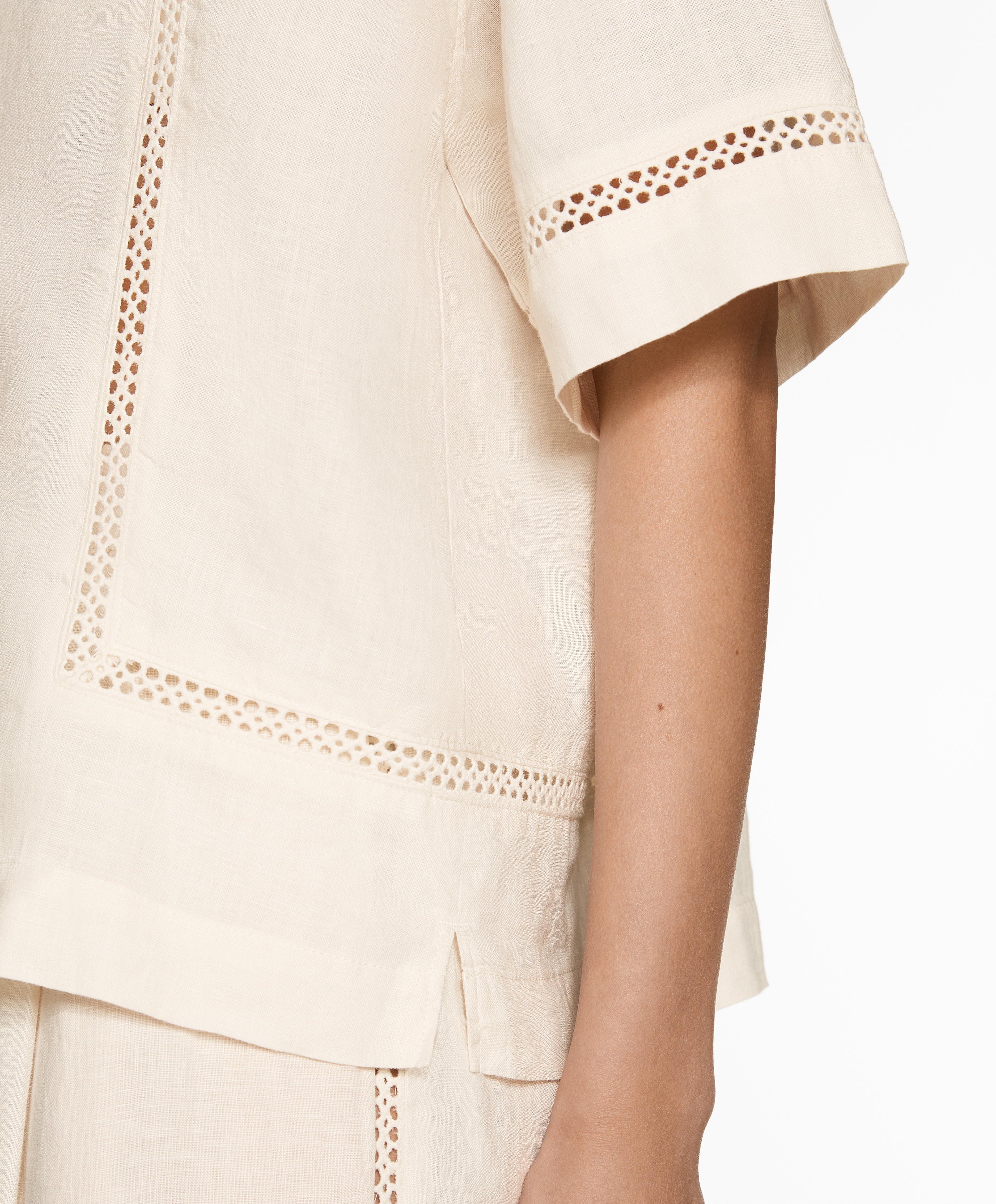 OYSHO 100% linen embroidered shirt