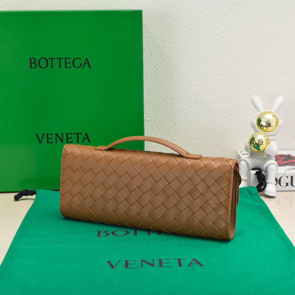 Bottega Veneta Andiamo Clutch(HIGH-END GRADE) - Top Club