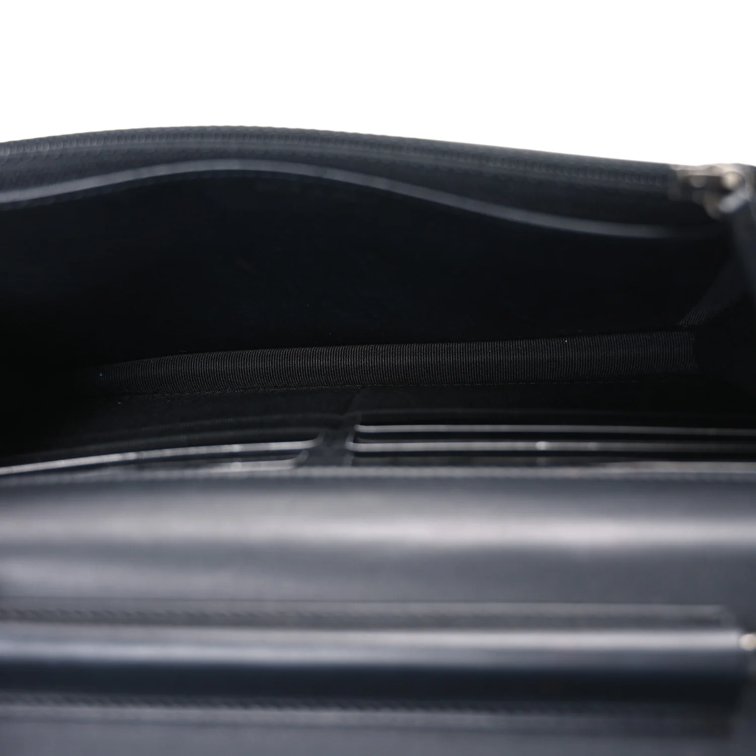 Aged Calfskin Quilted Lucky Charms 2.55 Reissue Wallet On Chain WOC Black - Top Club