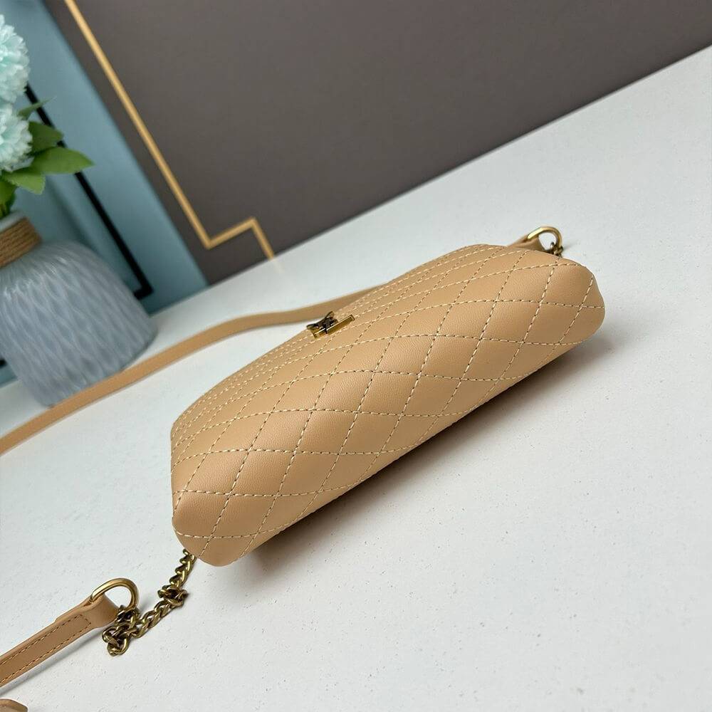 YSL Gaby zipped pouch in quilted lambskin - Top Club