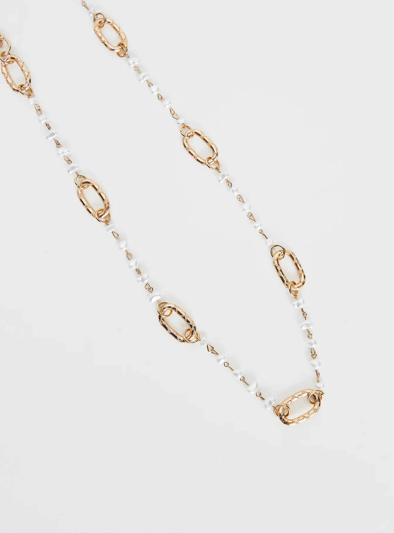 Believe It Chain Belt Gold