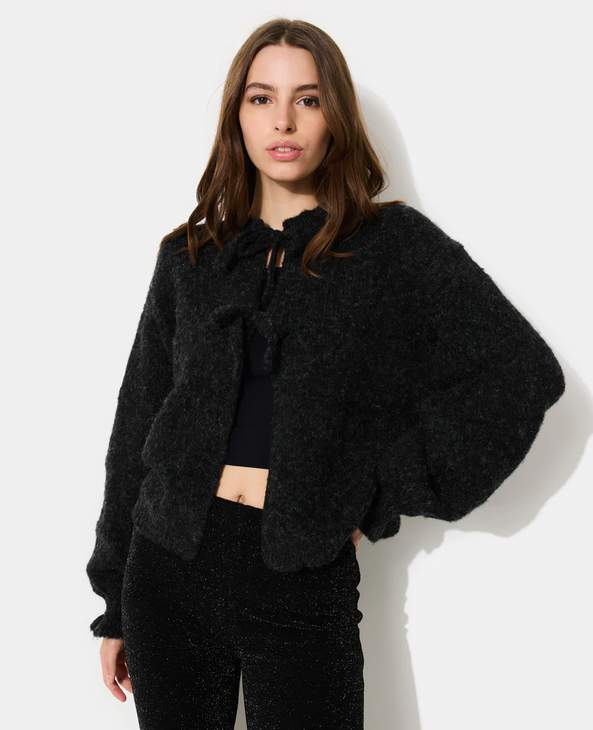 Pimkie Gilet en maille fantaisie avec nouettes et volants