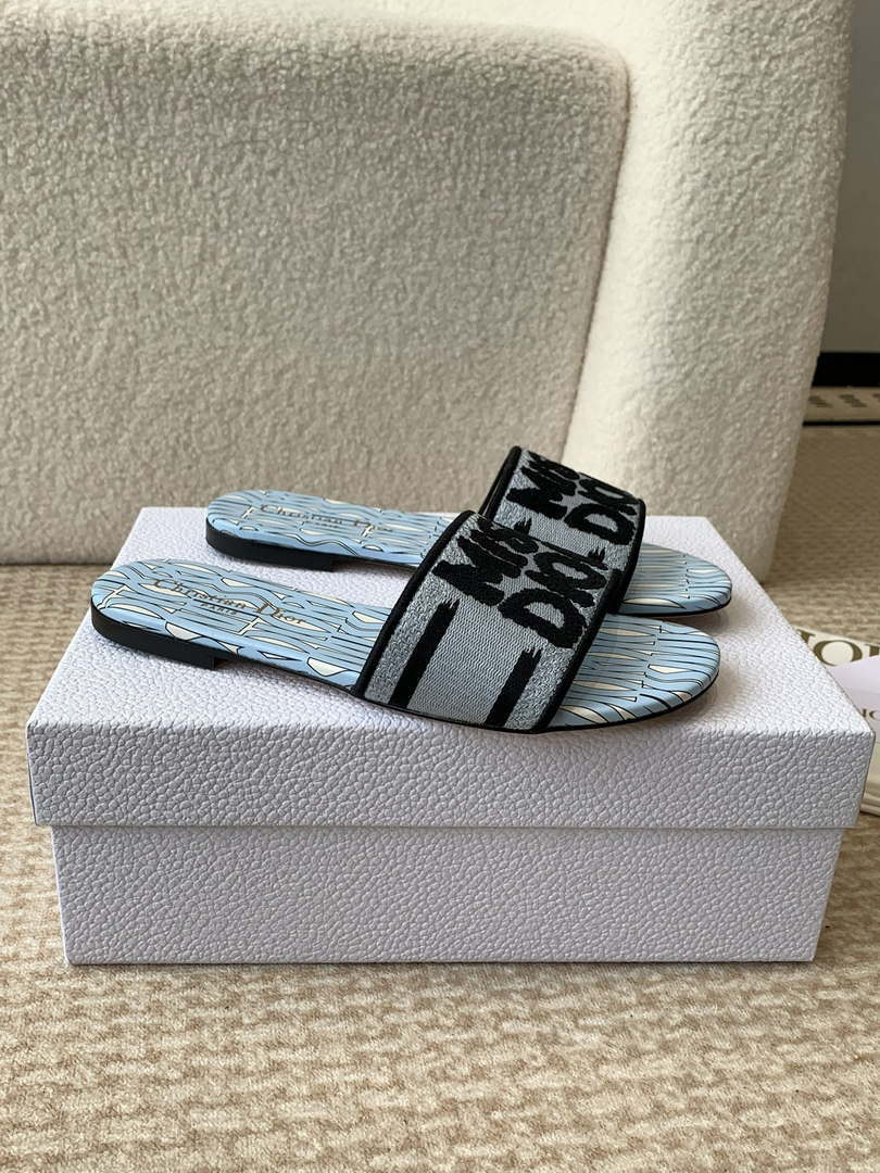 Dior KCO109EZO Dway Slide Embroidered Cotton Miss Dior Allover Motif Shoes D82997 - Sneaker Replica Workshop
