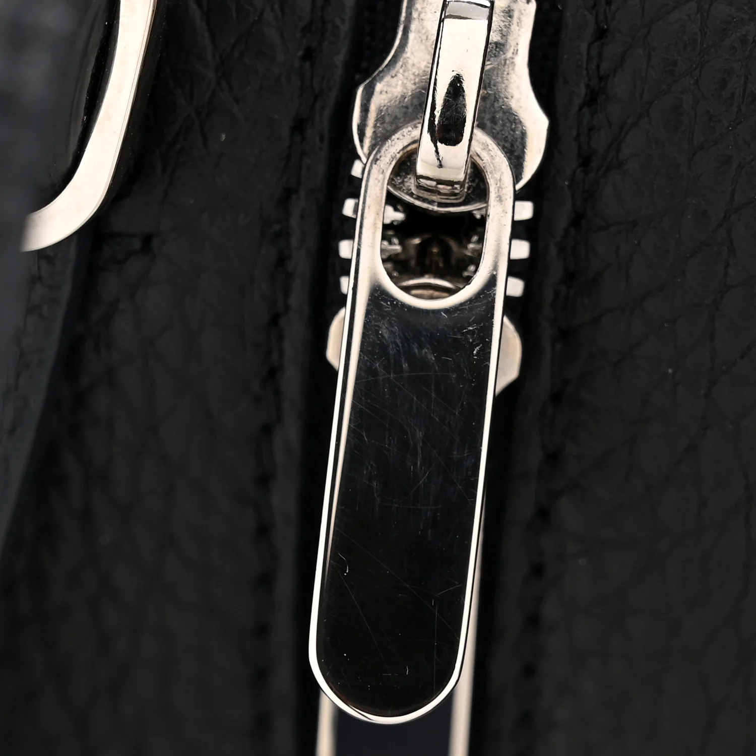 Grained Calfskin Sesia Crossbody Black - Top Club