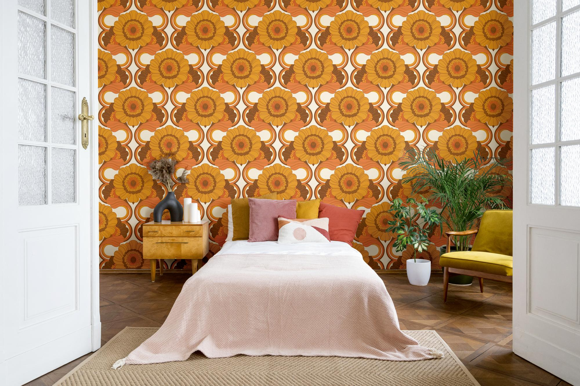 Retro bloemmotief  - geel, oranje, bruin, rood, beige Retro bloemenbehang - geel, oranje, bruin, rood, beige #1