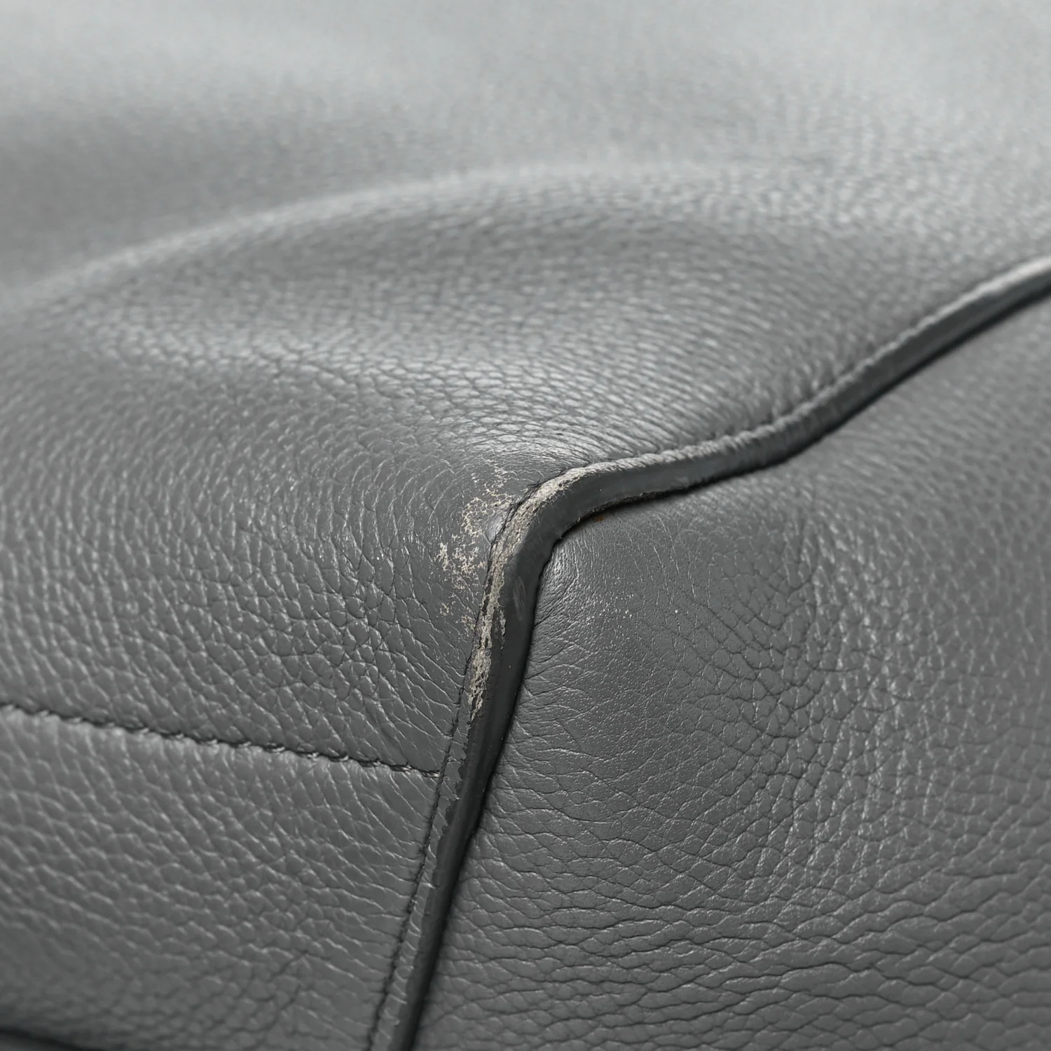 Soft Grained Calfskin Sangle Bucket Bag Grey - Top Club
