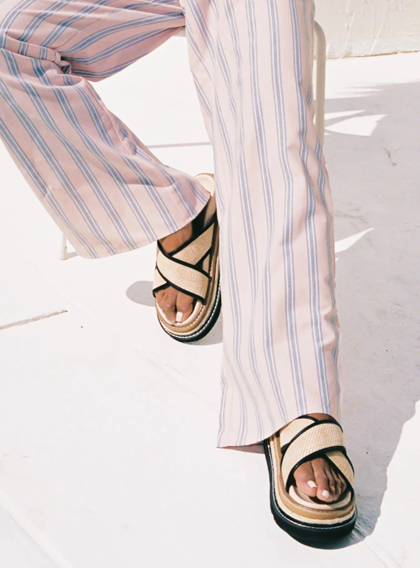 Odi Sandals Tan / Black