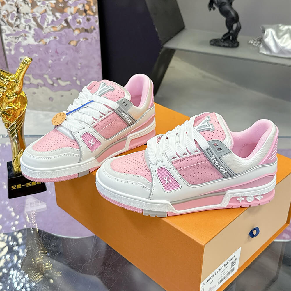 LV Trainer Sneaker - Top Club