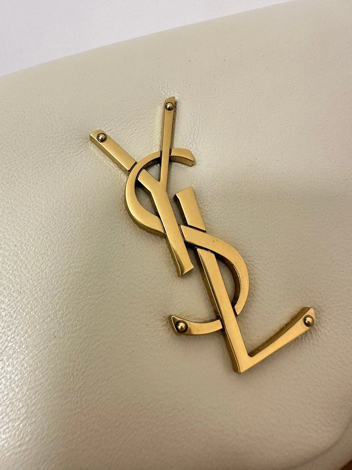 YSL  SAINT LAURENT Calypso chain bag size 26x14x7 cm - Top Club