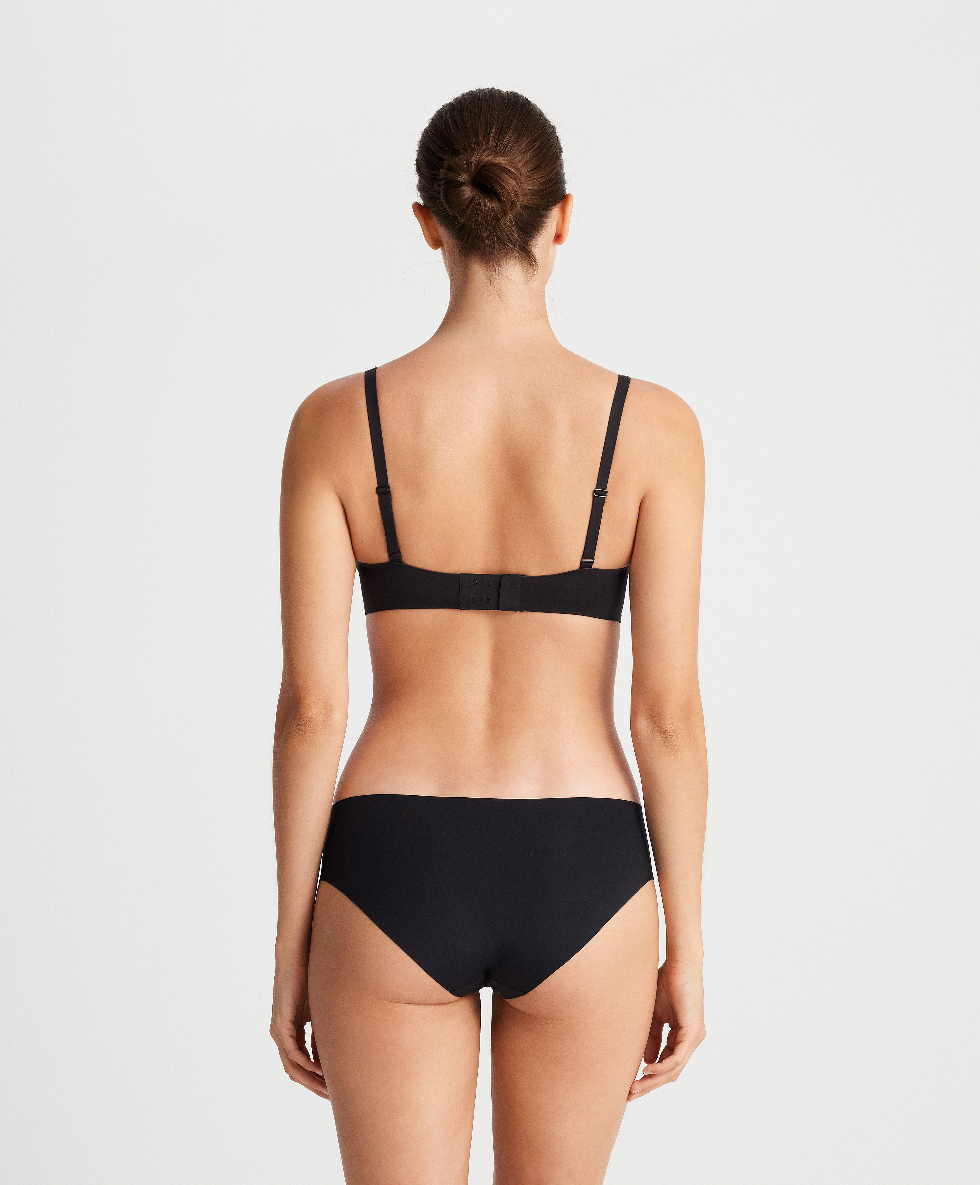 OYSHO Invisible laser-cut halter bra