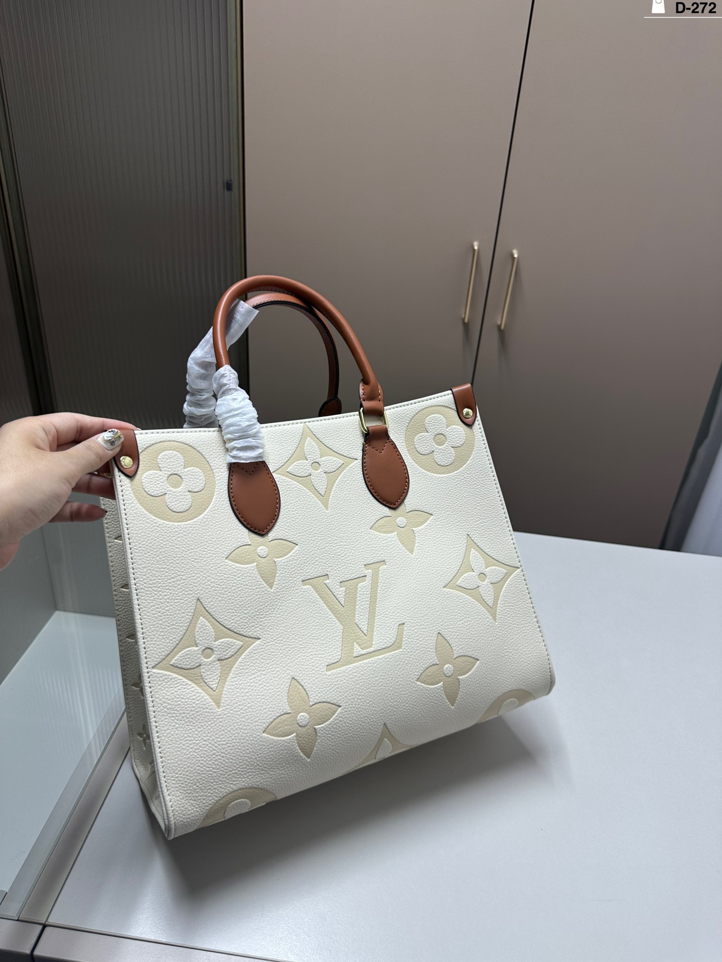 louis new arrival onthego tote bag size: 32.15.27 cm - Top Club