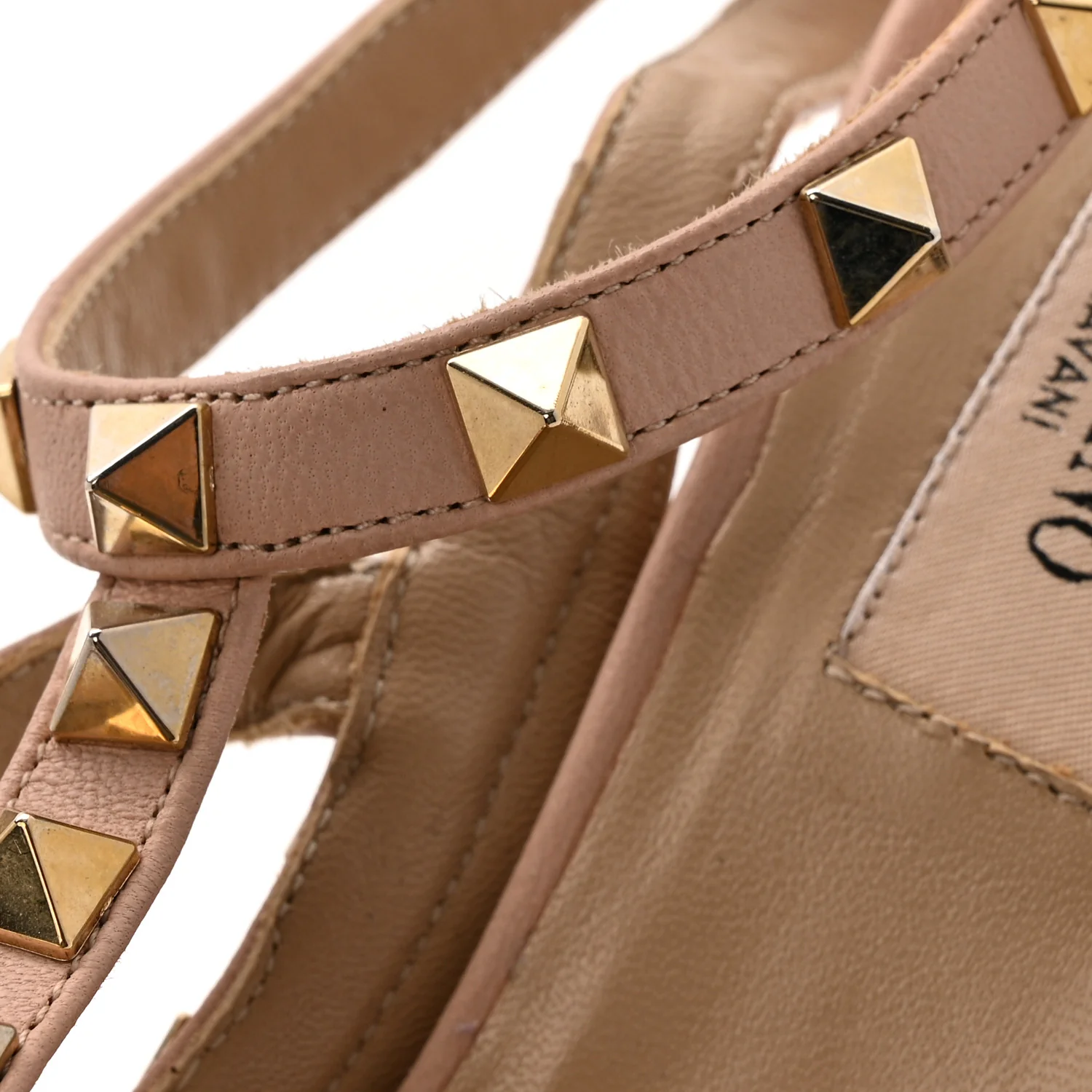 Calfskin Nappa Rockstud Ankle Strap Pumps 38.5 Poudre - Top Club